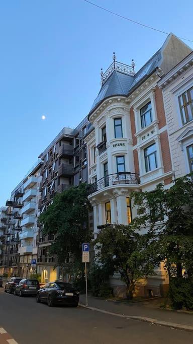 Elegant & Quiet Apartment In Historic House - Prime Location In Oslo West Εξωτερικό φωτογραφία